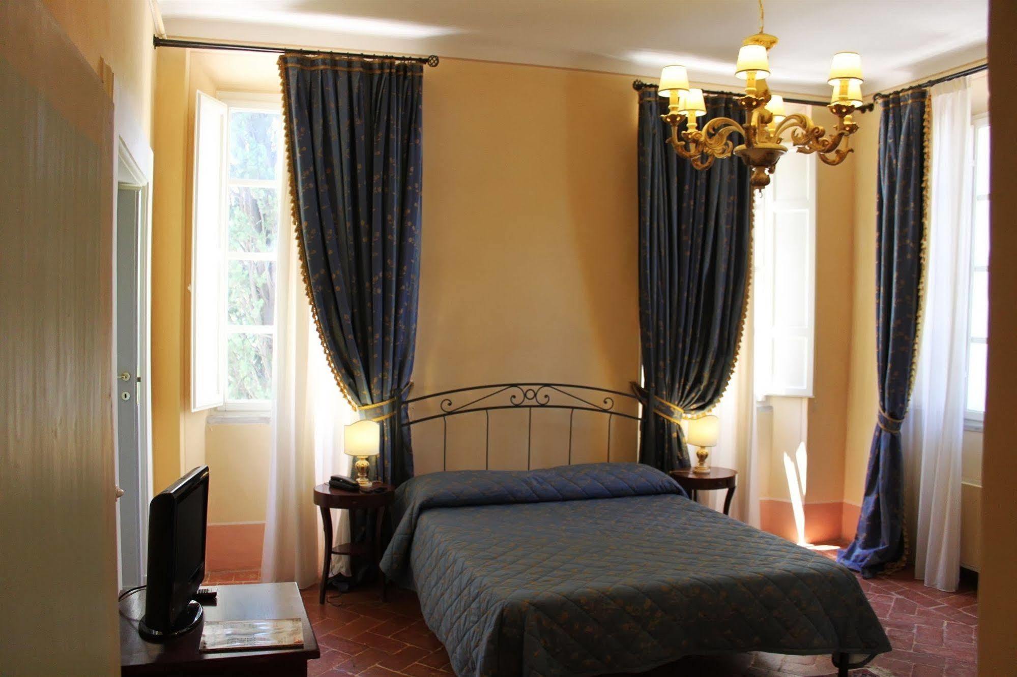 Villa Rinalducci Фано Экстерьер фото